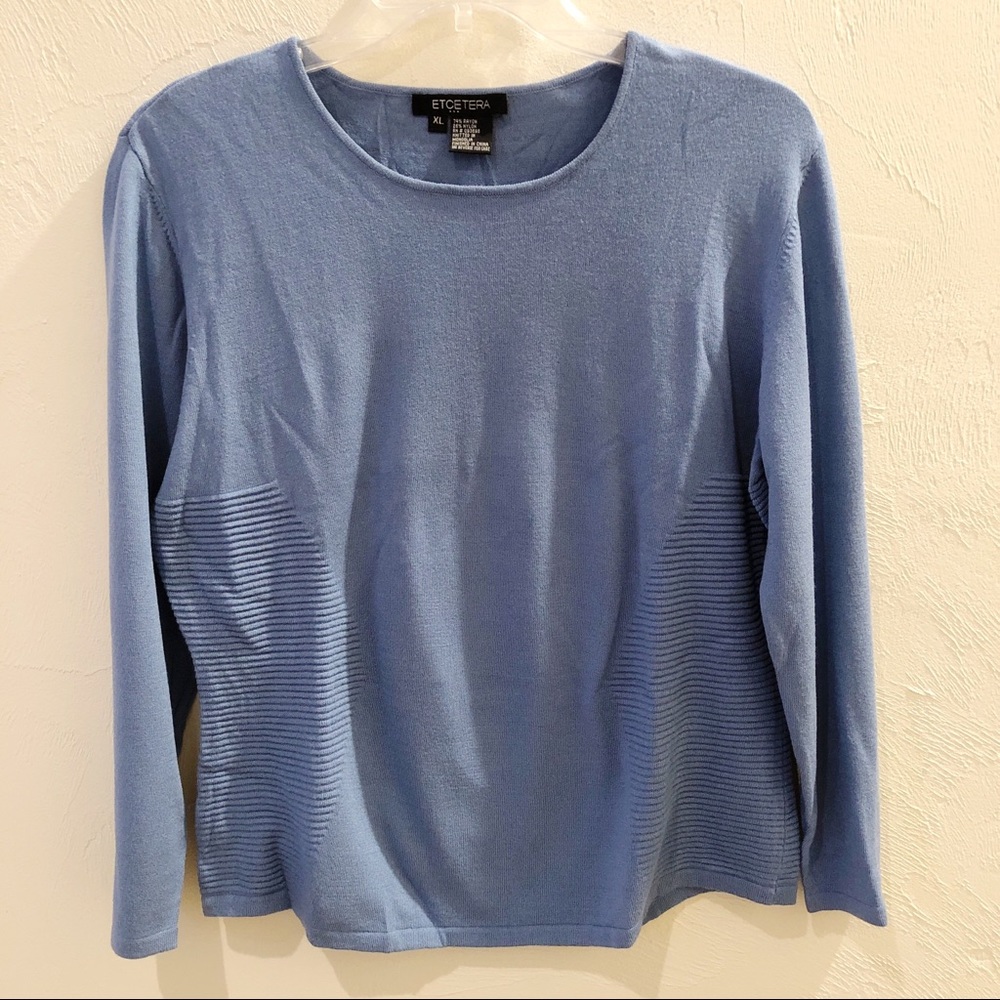 NWOT. Et Cetera lightweight sweater.